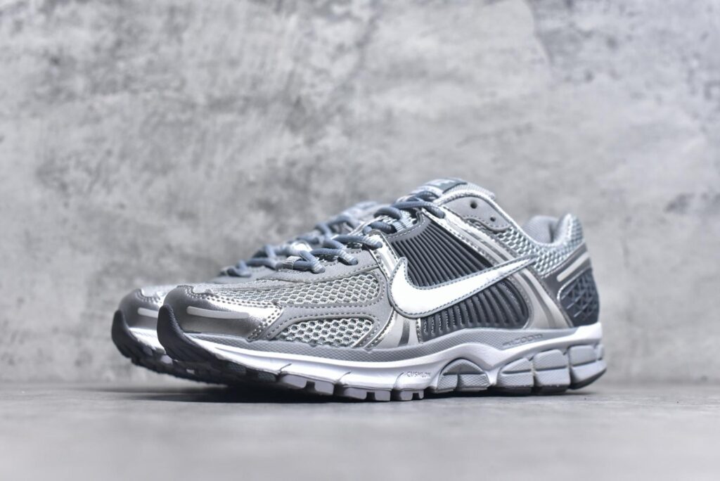 nike zoom vomero 5 sp